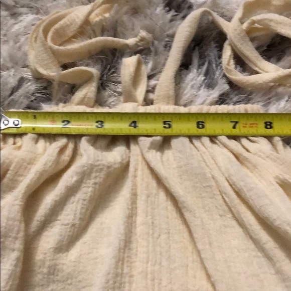 Adorable tie strap top - Picture 7 of 7